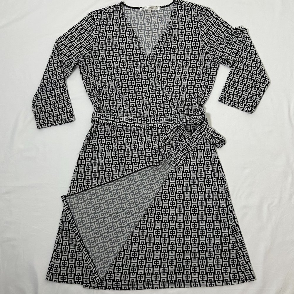 Max Studio Wrap Dress Black and White Geometric Print
